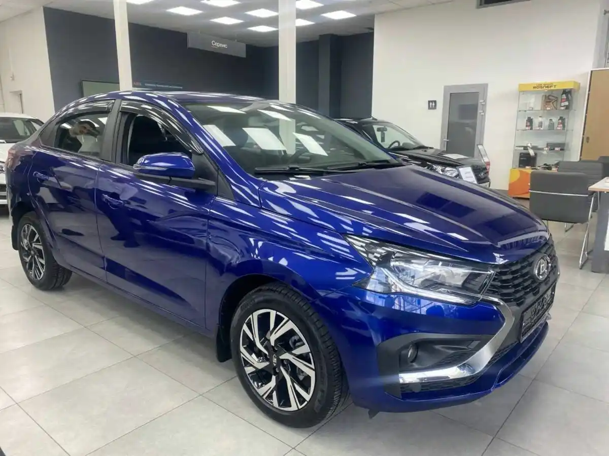 Lada Iskra Седан - фото №1