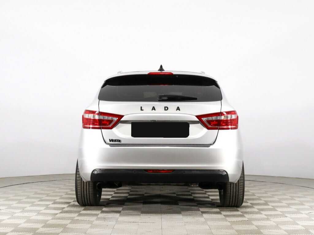 Lada (ВАЗ) Vesta SW, 2018 - фото №4